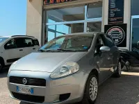 Usata Fiat Grande Punto Active 65 CV (47 kW) 2008 Grigio Utilitaria