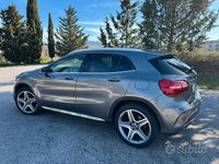 Usata Mercedes GLA200 Premium 136 CV (100 kW) 2019 Grigio SUV