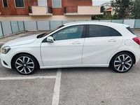 Usata Mercedes A180 109 CV (80 kW) 2015 Bianco Berlina