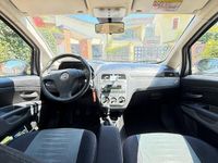 Usata Fiat Grande Punto 77 CV (56 kW) 2009 Blu Utilitaria