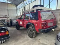 Usata Jeep Cherokee 1986 Rosso SUV