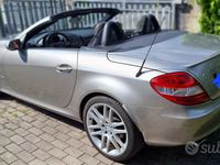 Usata Mercedes SLK200 163 CV (119 kW) 2007 Grigio Cabrio