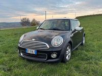 Usata Mini ONE 75 CV (55 kW) 2013 Nero Utilitaria