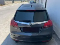 Usata Opel Insignia 160 CV (117 kW) 2010 Nero Station wagon