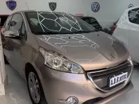 Usata Peugeot 208 Allure 82 CV (60 kW) 2012 Viola Utilitaria