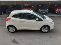 Usata Ford Ka Titanium 75 CV (55 kW) 2011 Bianco Utilitaria