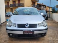 Usata VW Polo Trendline 75 CV (55 kW) 2002 Grigio Berlina