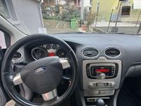 Usata Ford Focus Style 109 CV (80 kW) 2011 Nero Station wagon