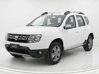 Usata Dacia Duster Lauréate 110 CV (80 kW) 2016 Bianco SUV