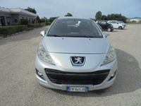 Usata Peugeot 207 70 CV (51 kW) 2010 Argento Berlina