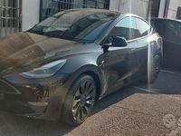 Usata Tesla Model Y Performance 392 kW (534 CV) 2022 Nero SUV