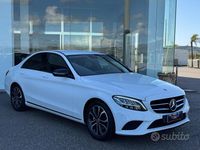 Usata Mercedes C220 160 CV (117 kW) 2019 Bianco Berlina
