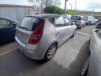 Usata Hyundai i30 Dynamiq 116 CV (85 kW) 2009 Argento Berlina
