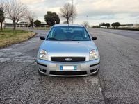Usata Ford Fusion 68 CV (50 kW) 2003 Grigio Utilitaria
