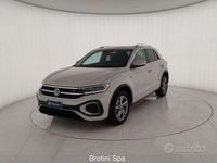 Usata VW T-Roc R-line 110 CV (80 kW) 2023 Grigio metallizzato SUV