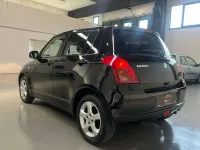Usata Suzuki Swift GL 91 CV (66 kW) 2007 Nero Utilitaria