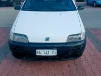 Usata Fiat 750 60 CV (44 kW) 1998 Bianco Berlina