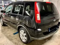 Usata Ford Fusion 80 CV (58 kW) 2007 Nero Utilitaria