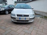 Usata Fiat Stilo Active 103 CV (75 kW) 2002 Oro Berlina