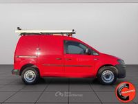Usata VW Caddy 122 CV (89 kW) 2016 Rosso pastello Monovolume