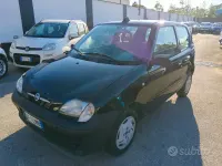 Usata Fiat 600 54 CV (39 kW) 2007 Nero Utilitaria