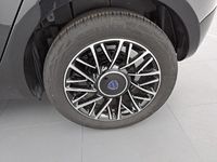 Usata Lancia Ypsilon 70 CV (51 kW) 2024 Nero Utilitaria