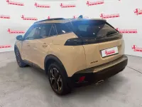 Usata Peugeot 2008 Allure 131 CV (96 kW) 2025 Bianco SUV