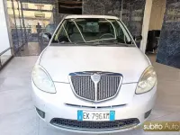Usata Lancia Ypsilon 69 CV (50 kW) 2012 Grigio scuro Utilitaria