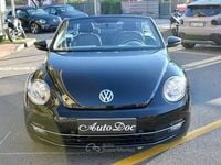 Usata VW Beetle Cabriolet Design 105 CV (77 kW) 2015 Nero Cabrio