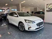 Usata Ford Focus 120 CV (88 kW) 2019 Bianco Station wagon
