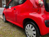 Usata Peugeot 107 68 CV (50 kW) 2007 Utilitaria