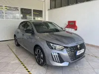 Usata Peugeot 208 Allure 102 CV (75 kW) 2025 Grigio Utilitaria