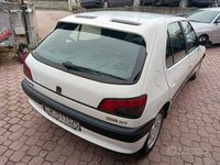 Usata Peugeot 306 108 CV (79 kW) 1994 Bianco Berlina