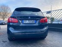Usata BMW 218 Luxury Line 150 CV (110 kW) 2016 Blu Station wagon