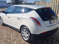 Usata Lancia Delta Gold 105 CV (77 kW) 2012 Bianco Utilitaria