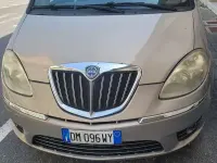 Usata Lancia Musa 101 CV (74 kW) 2008 Monovolume