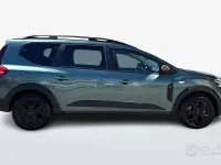 Usata Dacia Jogger Extreme 101 CV (74 kW) 2025 Verde Monovolume