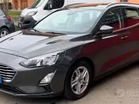 Usata Ford Focus ST-Line 120 CV (88 kW) 2021 Grigio Station wagon