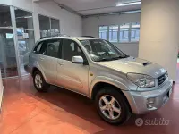 Usata Toyota RAV4 116 CV (85 kW) 2003 Grigio SUV