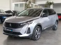 Usata Peugeot 5008 Allure 131 CV (96 kW) 2023 Grigio SUV
