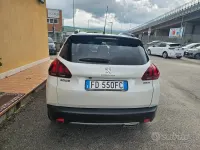 Usata Peugeot 2008 GT-line 110 CV (80 kW) 2016 Bianco SUV