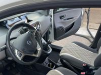 Usata Lancia Ypsilon 69 CV (50 kW) 2017 Bianco Utilitaria