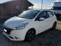 Usata Peugeot 208 Allure 68 CV (50 kW) 2014 Utilitaria