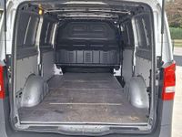 Usata Mercedes Vito Business 136 CV (100 kW) 2019 Argento metallizzato Furgone