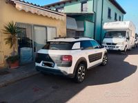 Usata Citroën C4 Cactus Shine 99 CV (72 kW) 2016 Bianco Utilitaria