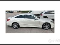 Gebraucht Mercedes E350 AMG 231 PS (169 kW) 2010 Weiß Coupé