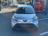 Usata Toyota Aygo X Active 72 CV (52 kW) 2022 Argento SUV