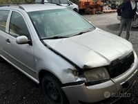 Usata Skoda Fabia 75 CV (55 kW) 2004 Utilitaria
