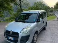Usata Fiat Doblò 90 CV (66 kW) 2011 Grigio Monovolume