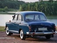 Usata Mercedes 190 80 CV (58 kW) 1960 Blu Berlina